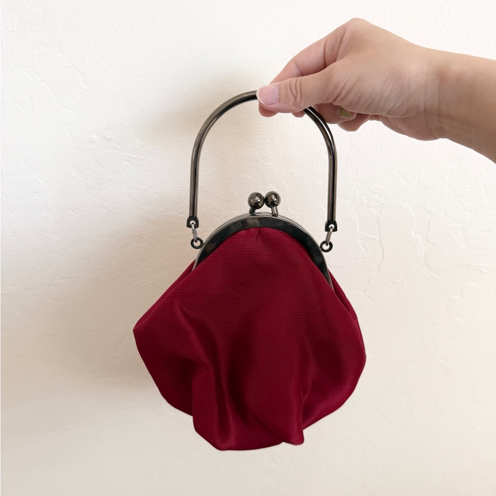 Y2K Red Clutch Kiss Clasp Bag